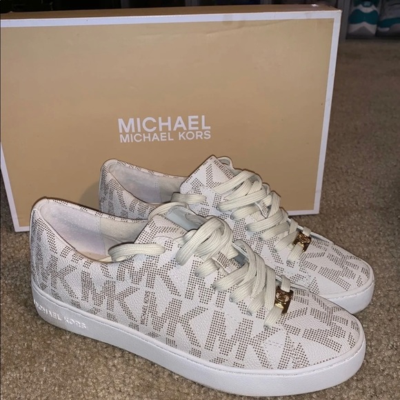 Michael Kors Shoes - Michael Kors Keaton Shoes